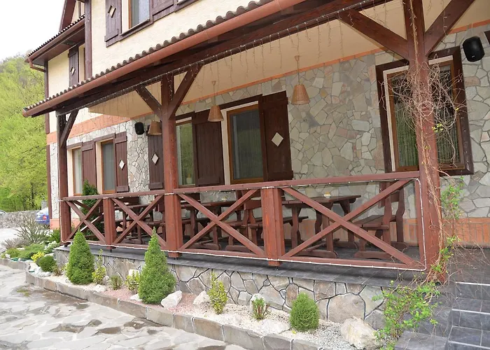 汽车旅馆 Syni Potoky 斯瓦拉瓦