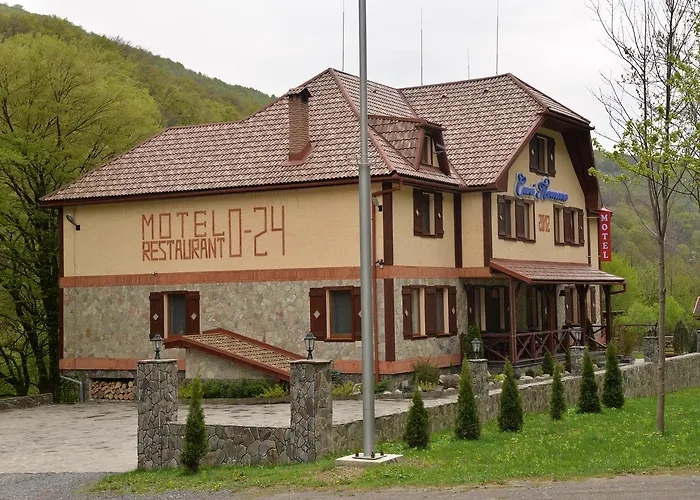 汽车旅馆 Syni Potoky *