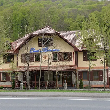 Motel Syni Potoky Svalyava